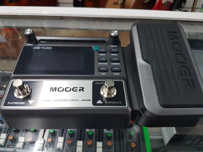 Pedaleira Para Guitarra Mooer Ge100