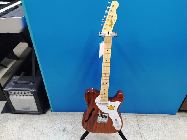 Guitarra Tele Squier Classic Vibe Thinline 030 3035